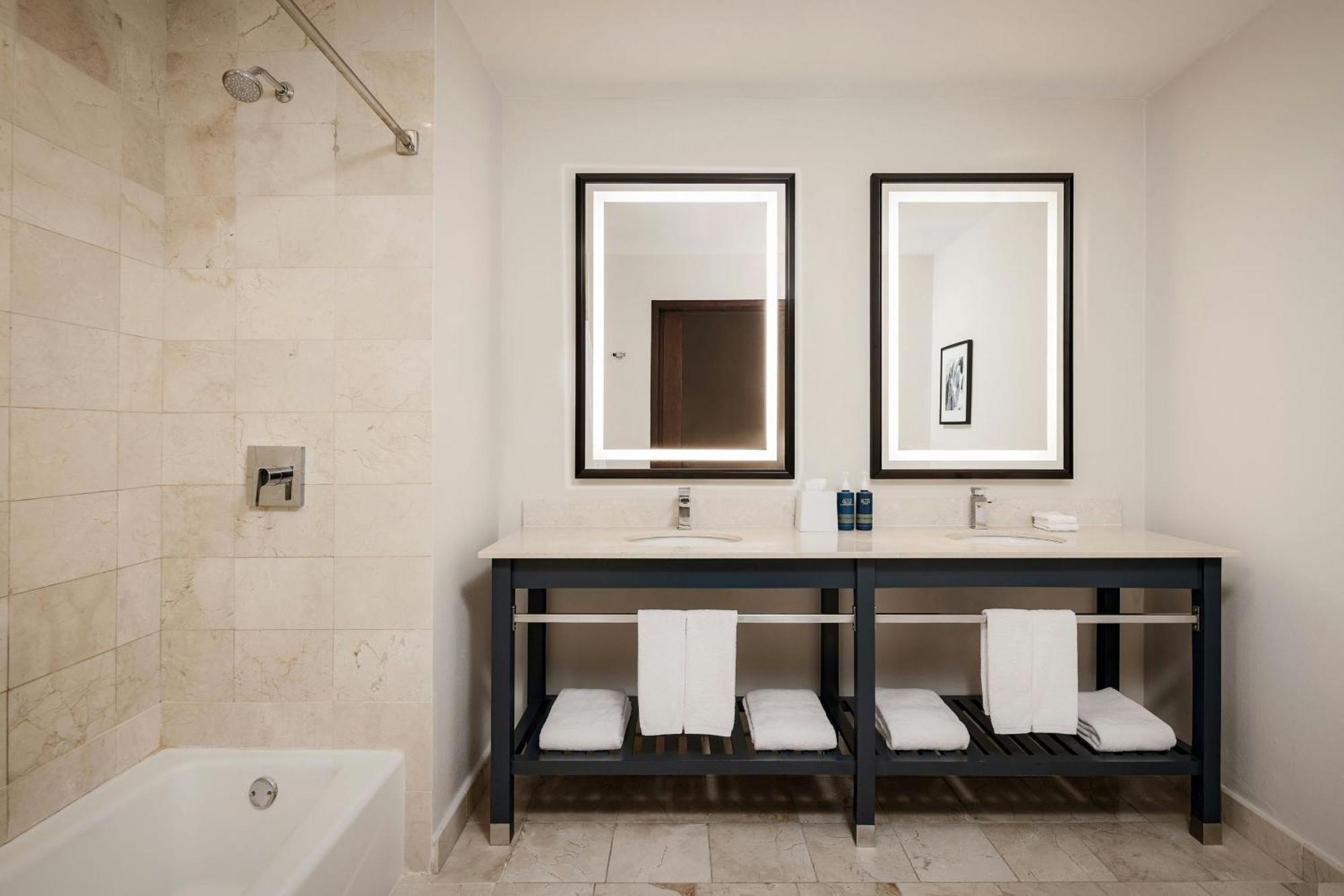 Four Points By Sheraton Punta Cana Zewnętrze zdjęcie